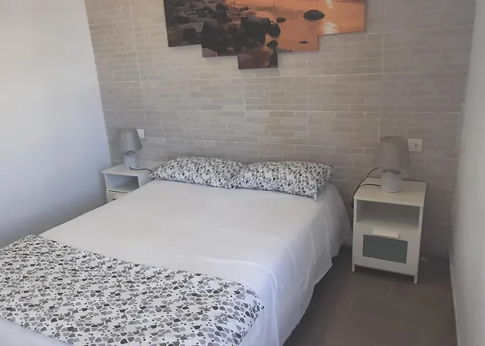 Puerto Del Carmen, Near Beach, Fast Wifi, Pool アパート