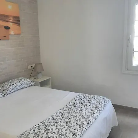 Near Fast Wifi Pool Apartment Puerto del Carmen (Lanzarote)