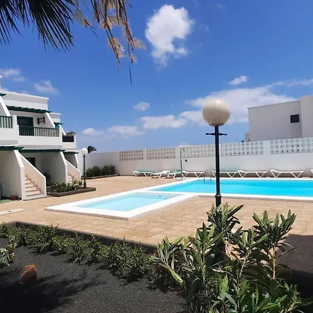Near Fast Wifi Pool *